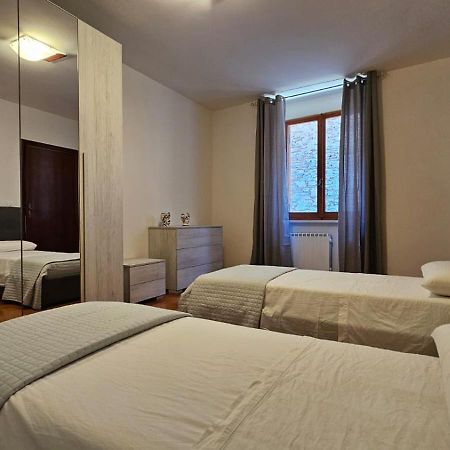 A Casa Di Rita Lägenhet Dunarobba Exteriör bild